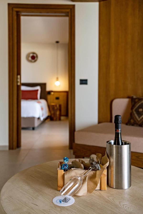 Minos Ambassador Suites & Spa - Adults Only Rétino Exterior foto